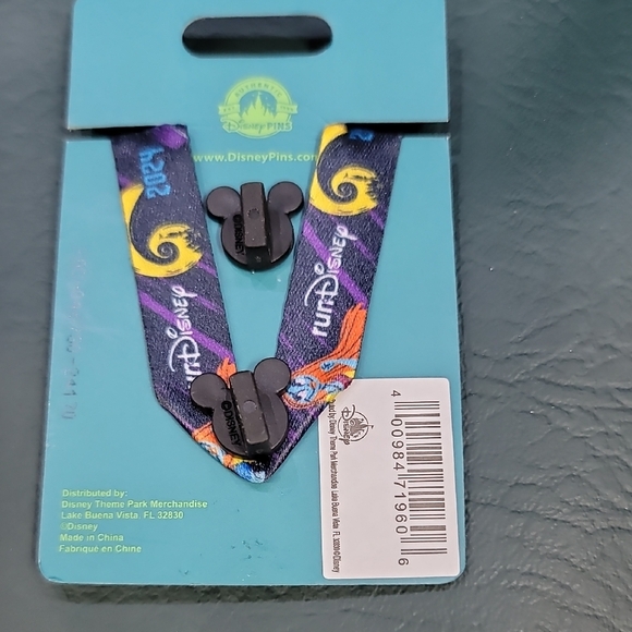 **Disney Purple Blue Swirl Lanyard with Black Mickey Clips** - Picture 2 of 2